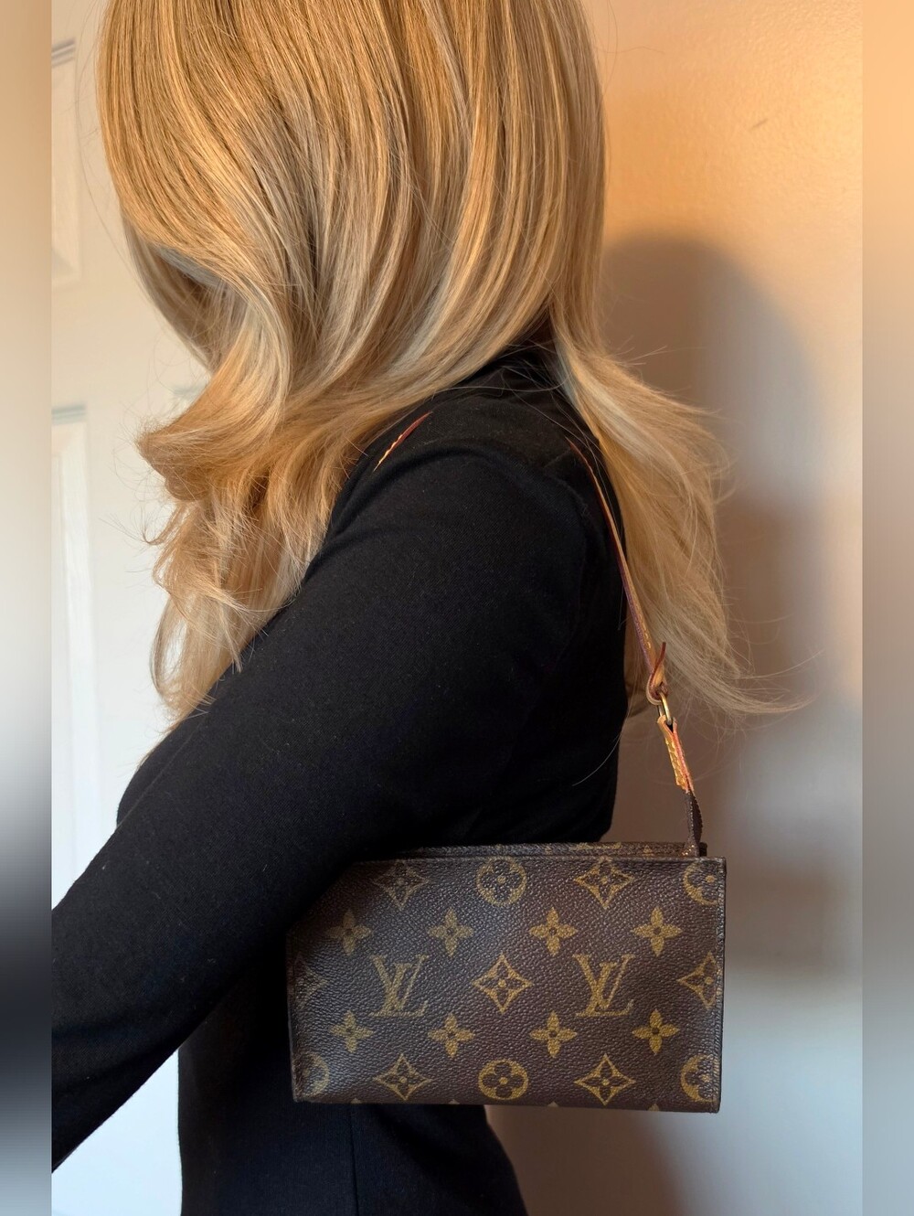 Authentic LOUIS VUITTON Monogram Bucket PM Pouch Handbag